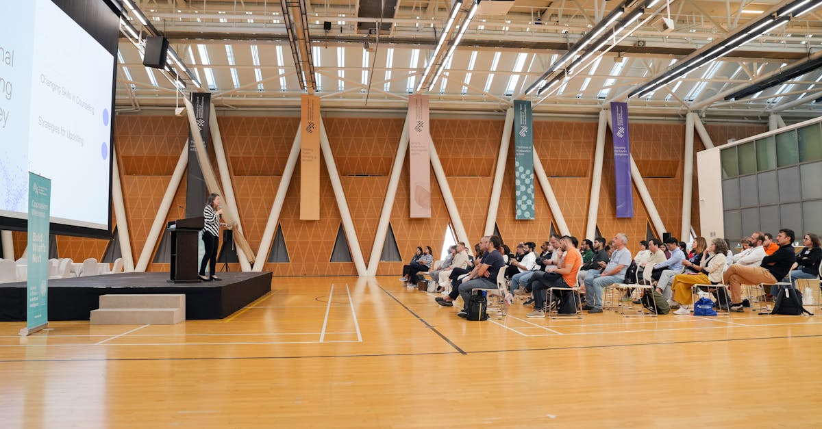 万宝路黑冰双爆珠：涧西代理注册服务